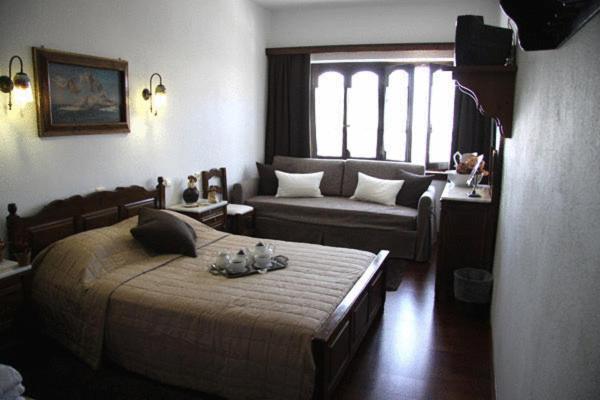 Hotel Petrino Makrinitsa Exterior photo
